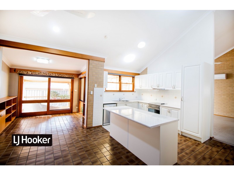 8 Vernon Street, Inverell NSW 2360