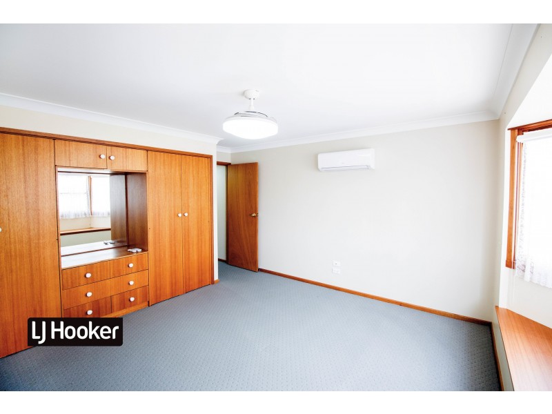 8 Vernon Street, Inverell NSW 2360