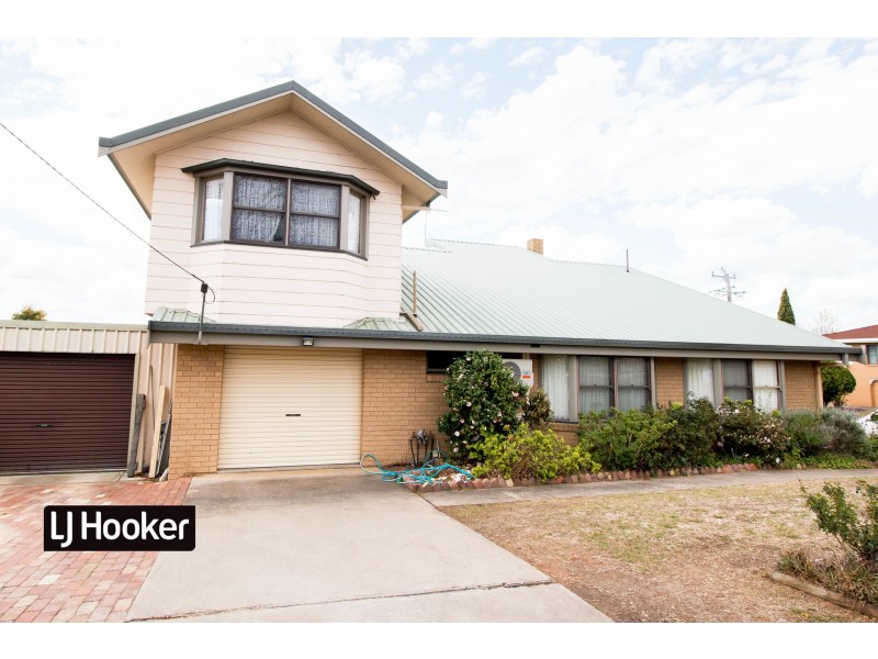 8 Vernon Street, Inverell NSW 2360