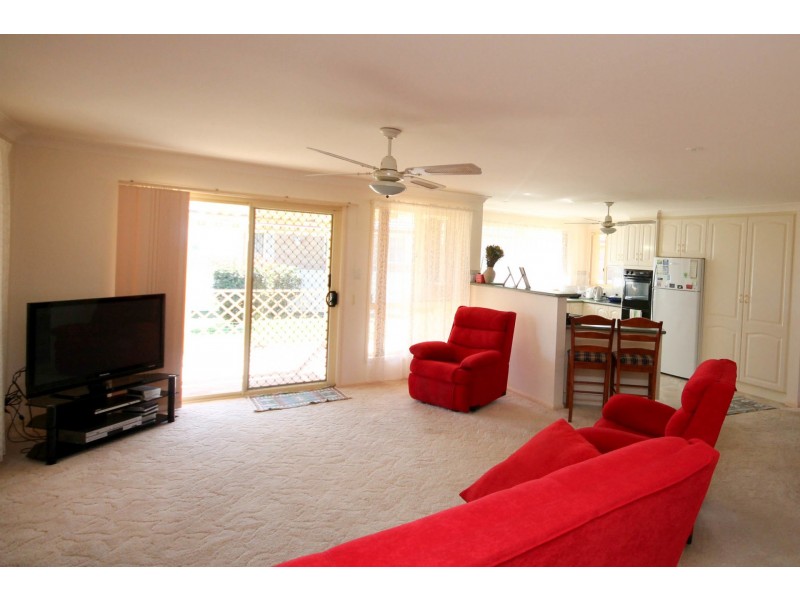 27 Crestview Place, Inverell NSW 2360