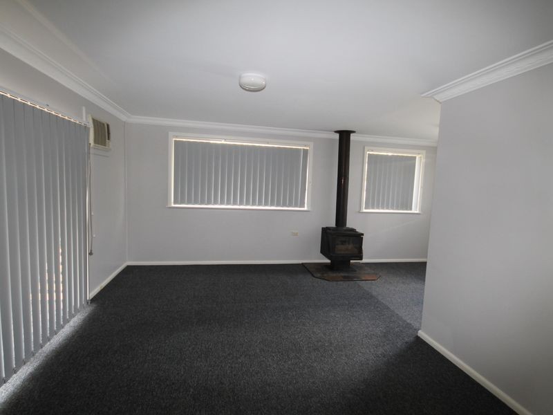 37 Shirley Street, Inverell NSW 2360