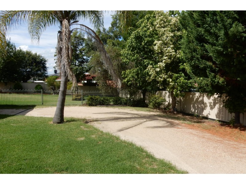 105 Warialda Road, Inverell NSW 2360