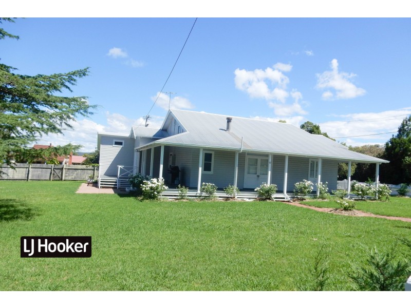 51 Brae Street, Inverell NSW 2360