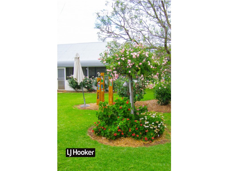 40 Hills Lane, Inverell NSW 2360