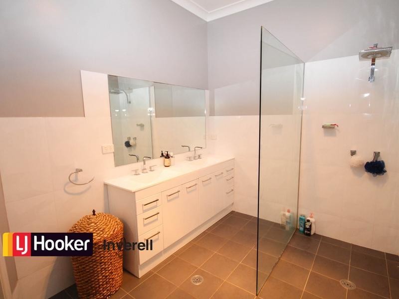 3 Avern Street, Inverell NSW 2360