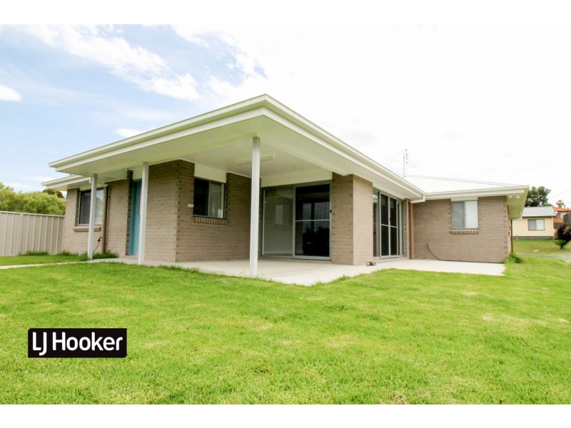 5 Brownleigh Vale Drive, Inverell NSW 2360