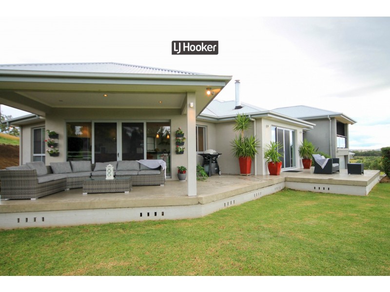 90A Doncaster Drive, Inverell NSW 2360