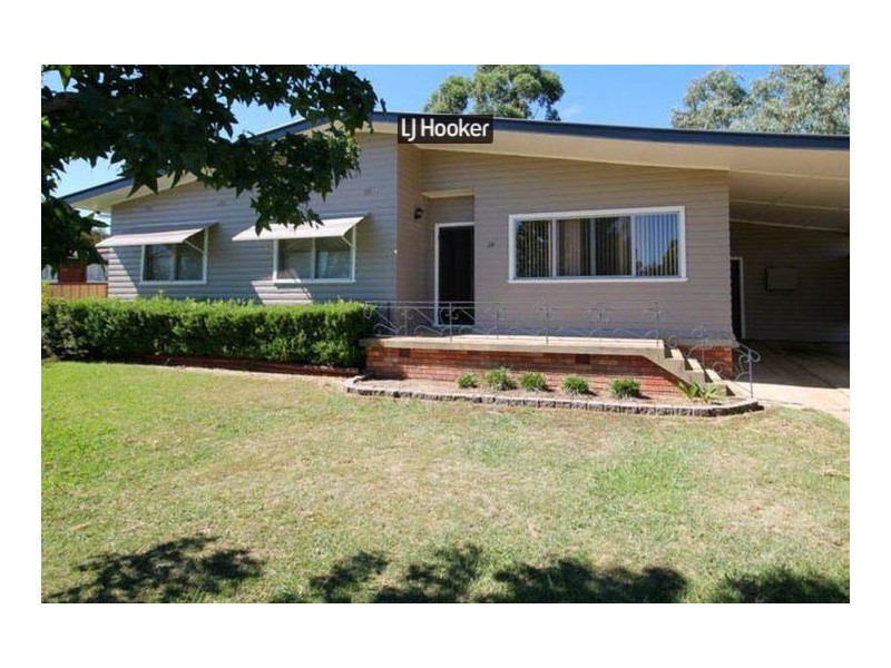 14 Gilchrist Street, Inverell NSW 2360