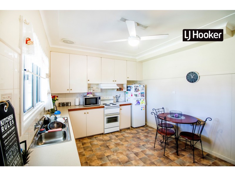 14 Gilchrist Street, Inverell NSW 2360