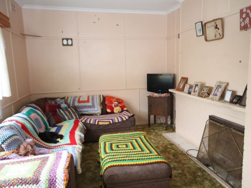 4 Bombelli Street, Bundarra NSW 2359