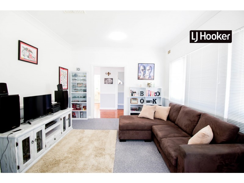 6 Lewin Street, Inverell NSW 2360