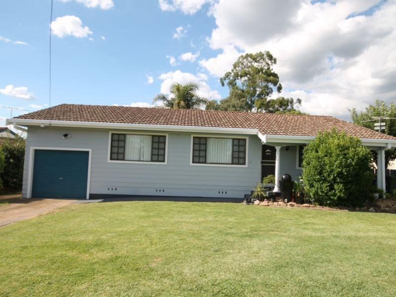18 Sapphire Street, Inverell NSW 2360