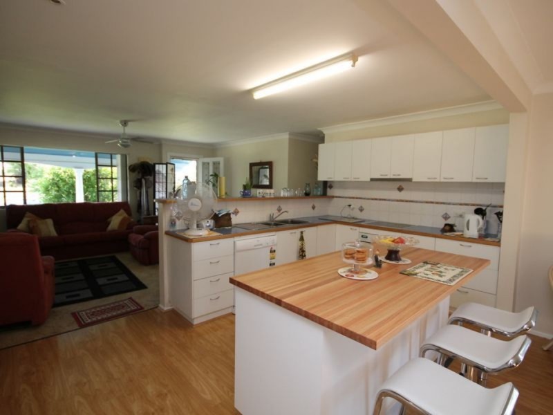 18 Sapphire Street, Inverell NSW 2360
