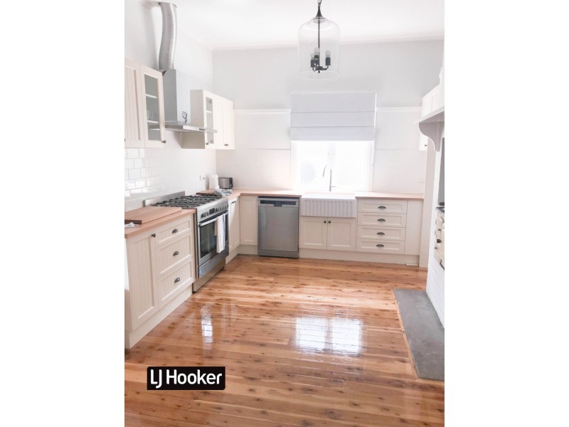 9 George Street, Inverell NSW 2360