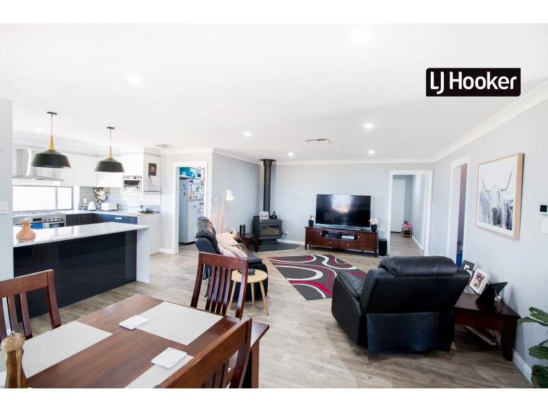 38 Talbragar Close, Inverell NSW 2360