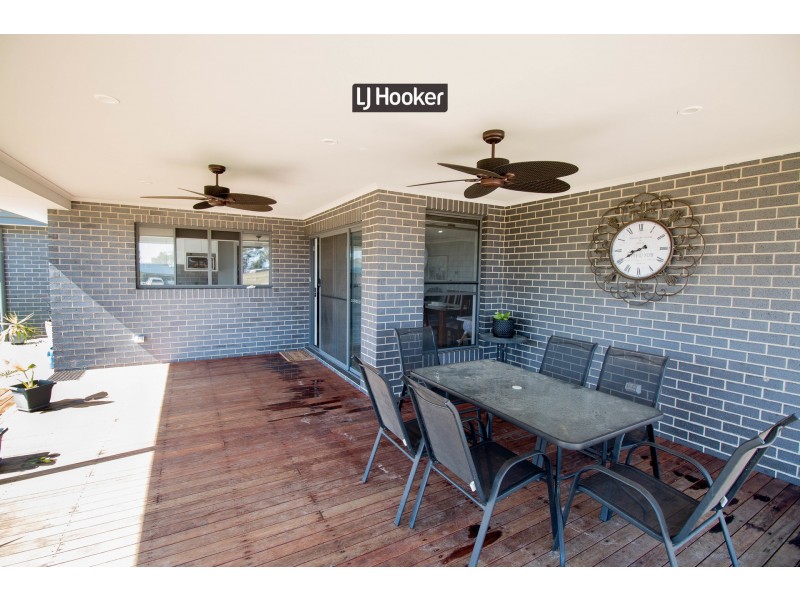 38 Talbragar Close, Inverell NSW 2360