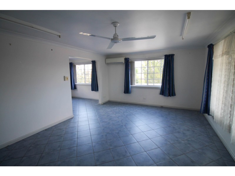 21 Whittingham Street, Inverell NSW 2360