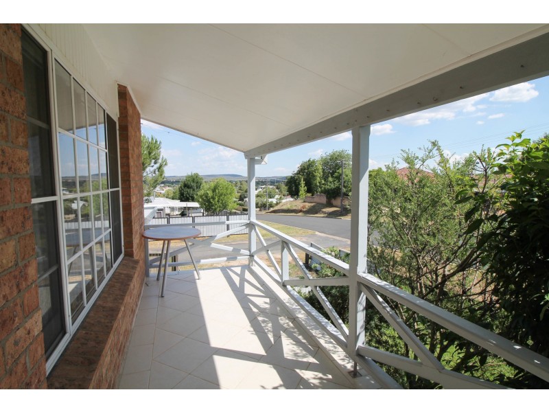 21 Whittingham Street, Inverell NSW 2360