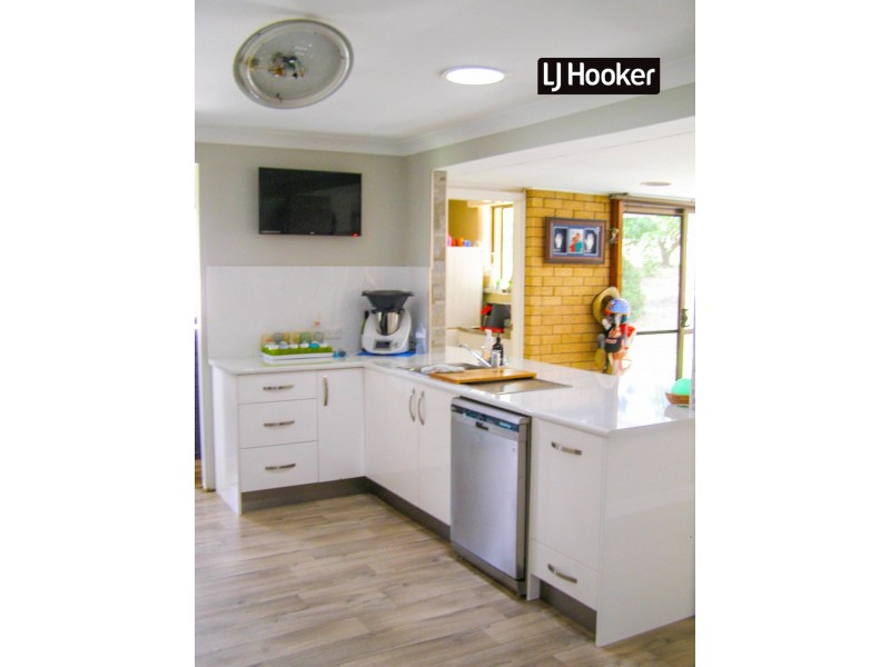 173 Waddells Lane, Inverell NSW 2360