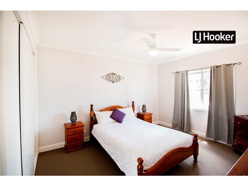 24 Jack Street, Inverell NSW 2360