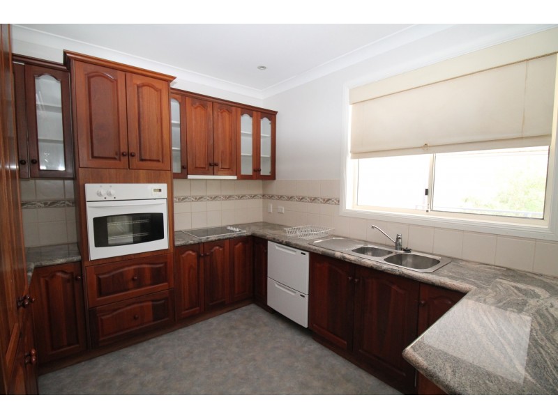 1a Brae Street, Inverell NSW 2360