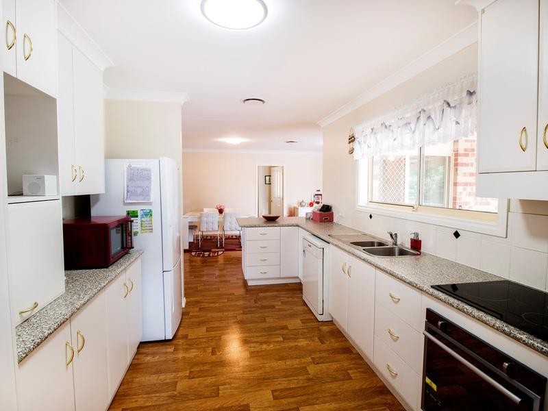 3 Crestview Place, Inverell NSW 2360