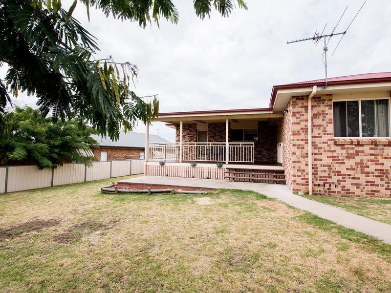 3 Crestview Place, Inverell NSW 2360