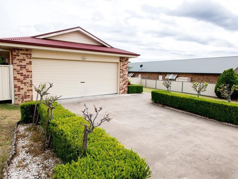 3 Crestview Place, Inverell NSW 2360