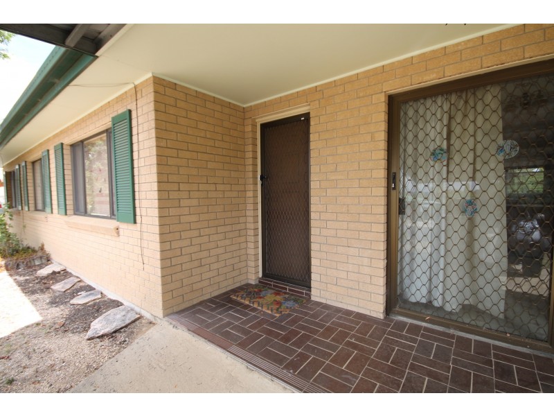 8 Jacaranda Crescent, Inverell NSW 2360