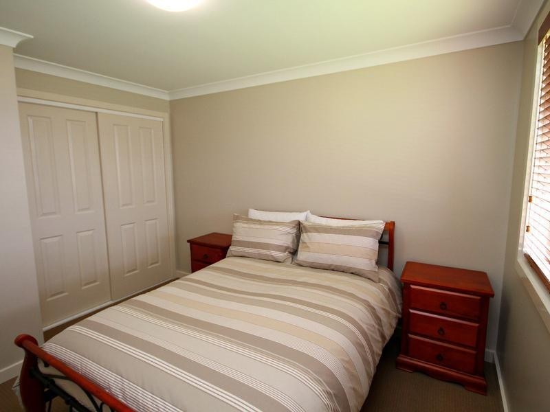 12A Brownleigh Vale Drive, Inverell NSW 2360