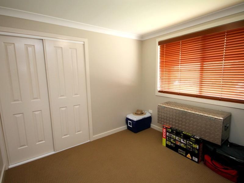 12A Brownleigh Vale Drive, Inverell NSW 2360
