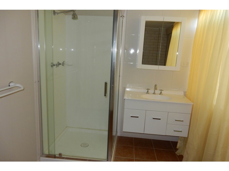 2A Urabatta Street, Inverell NSW 2360