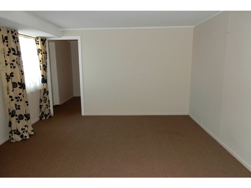 2A Urabatta Street, Inverell NSW 2360