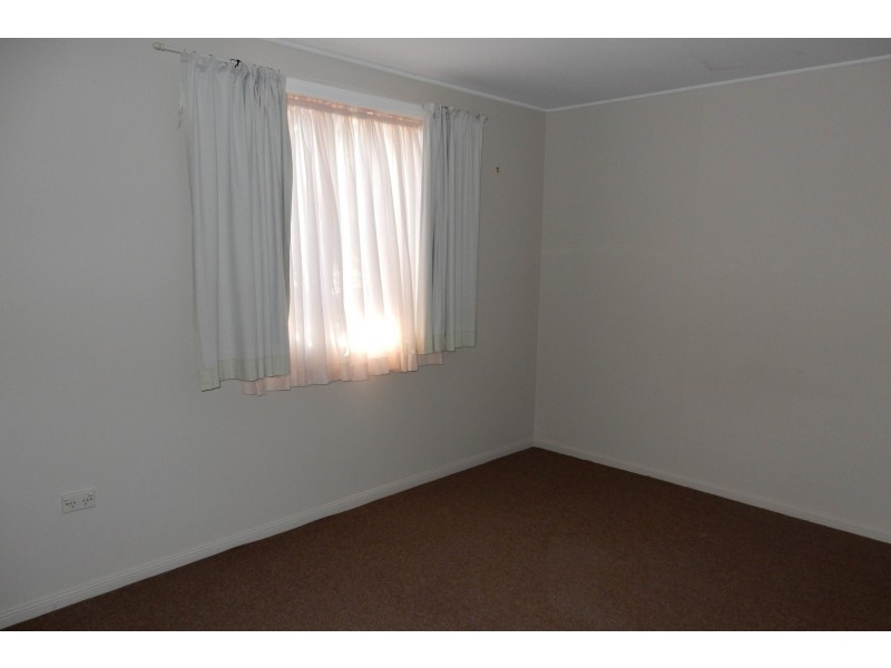 2A Urabatta Street, Inverell NSW 2360