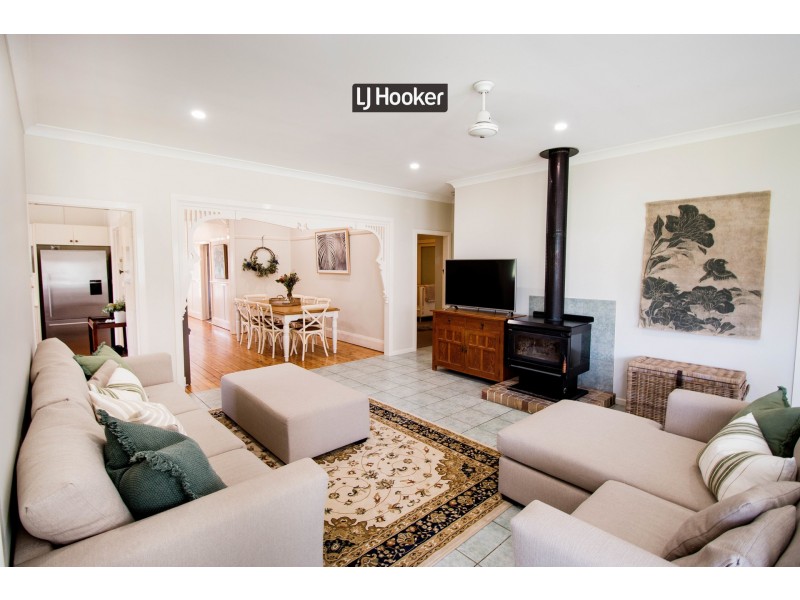 22 George Street, Inverell NSW 2360