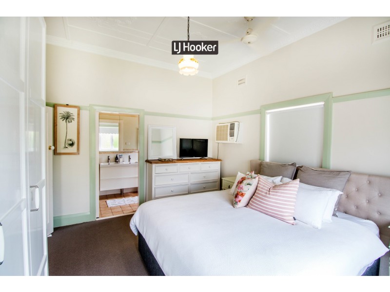 22 George Street, Inverell NSW 2360