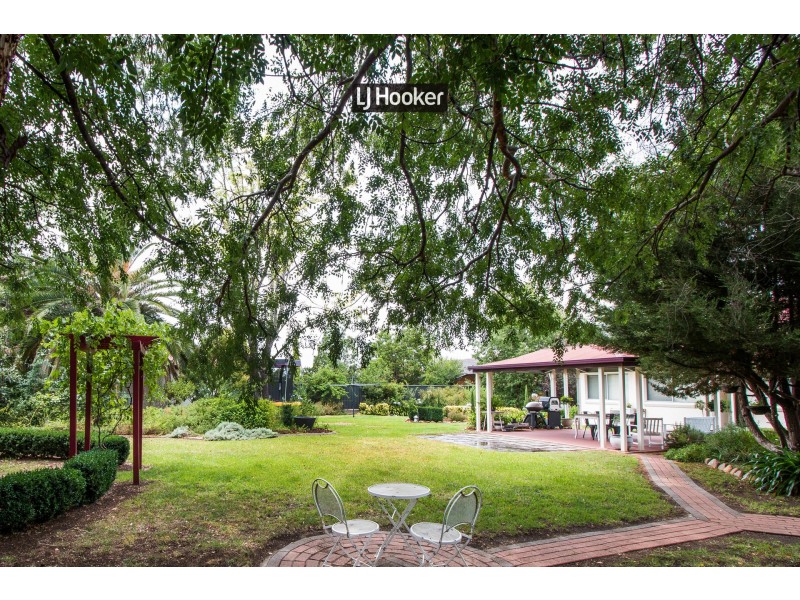 22 George Street, Inverell NSW 2360