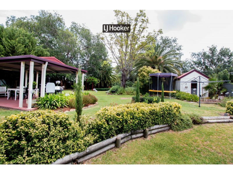 22 George Street, Inverell NSW 2360