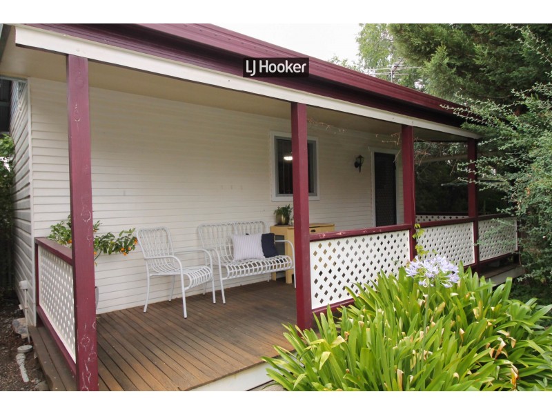 22 George Street, Inverell NSW 2360