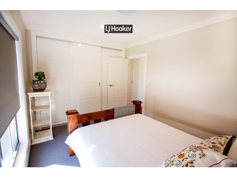 8 Box Tree Place, Inverell NSW 2360