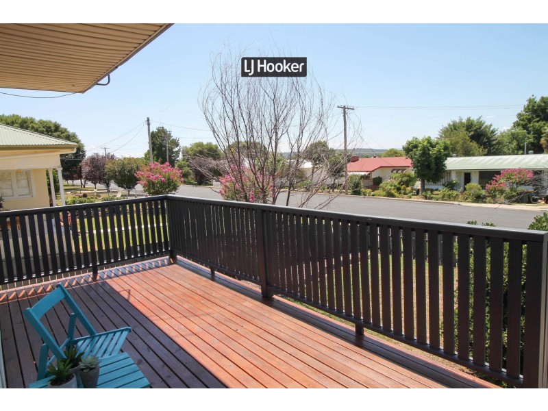 17 Lang Street, Inverell NSW 2360