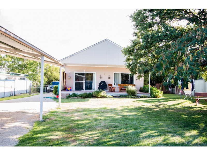 10 Hindmarsh Street, Inverell NSW 2360