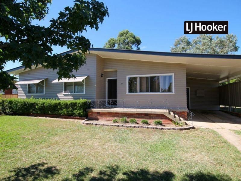 14 Gilchrist Street, Inverell NSW 2360