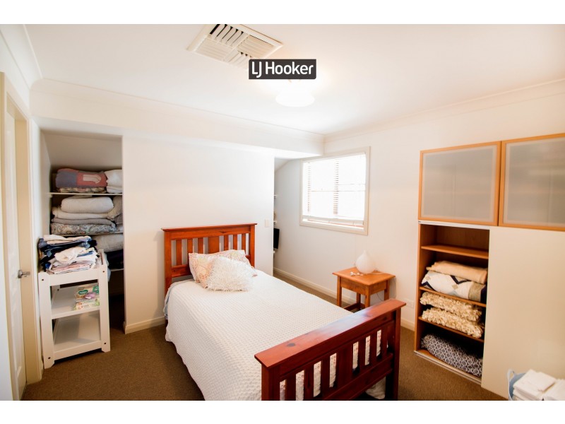 13 Sunnyside Place, Inverell NSW 2360
