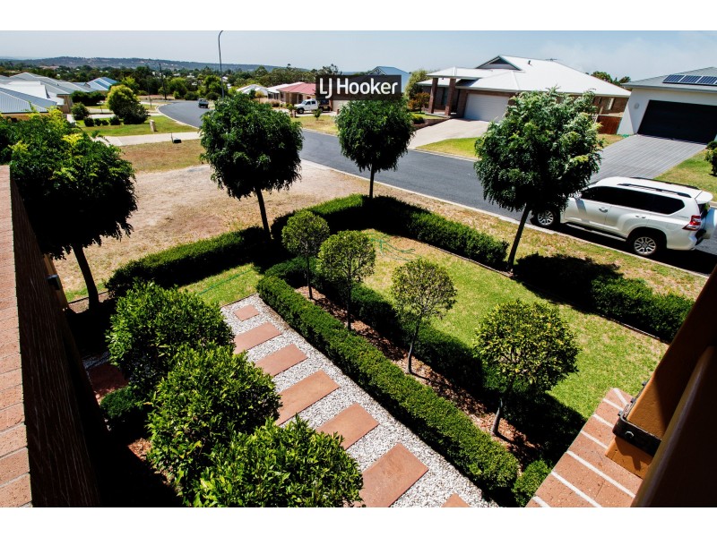13 Sunnyside Place, Inverell NSW 2360