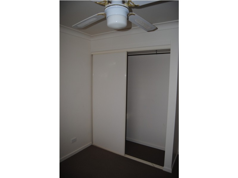 4 Burnett Street, Inverell NSW 2360