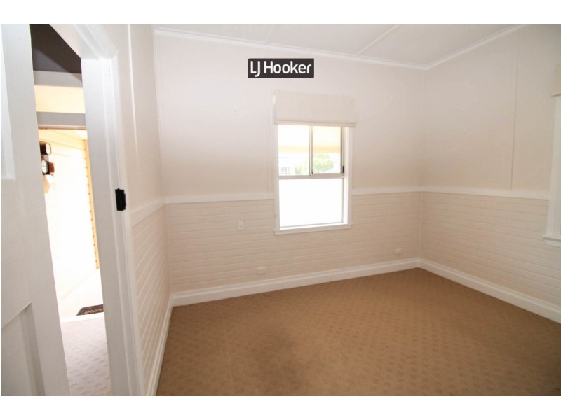 12 Urabatta Street, Inverell NSW 2360