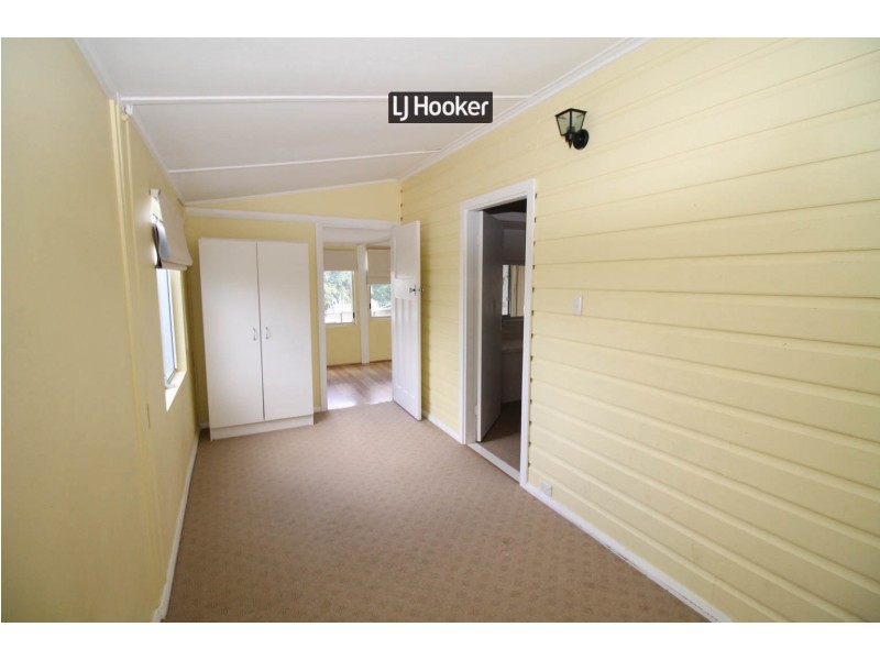 12 Urabatta Street, Inverell NSW 2360