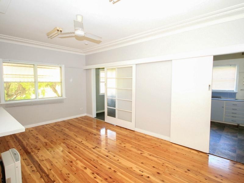 15 Brown Street, Inverell NSW 2360