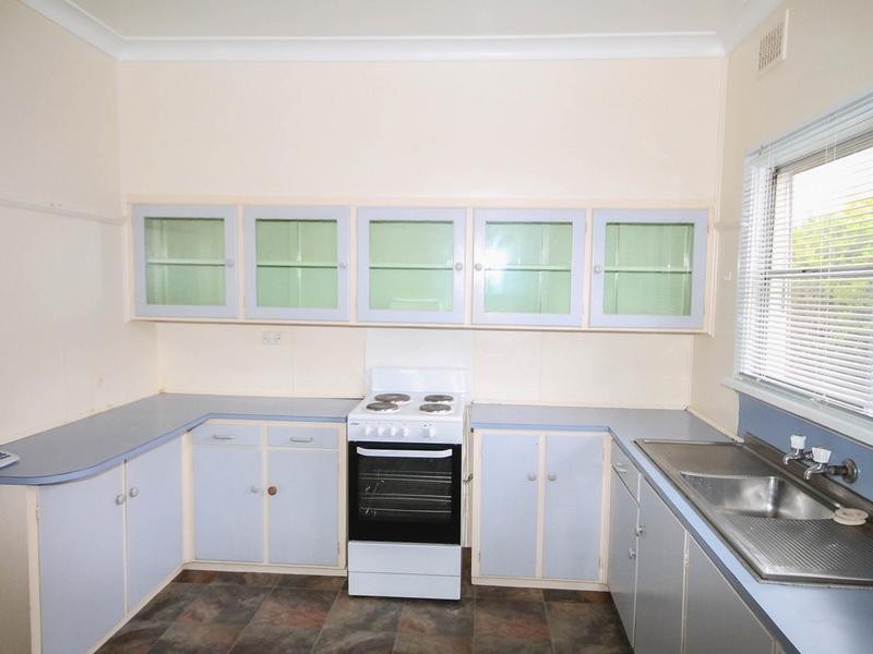 15 Brown Street, Inverell NSW 2360